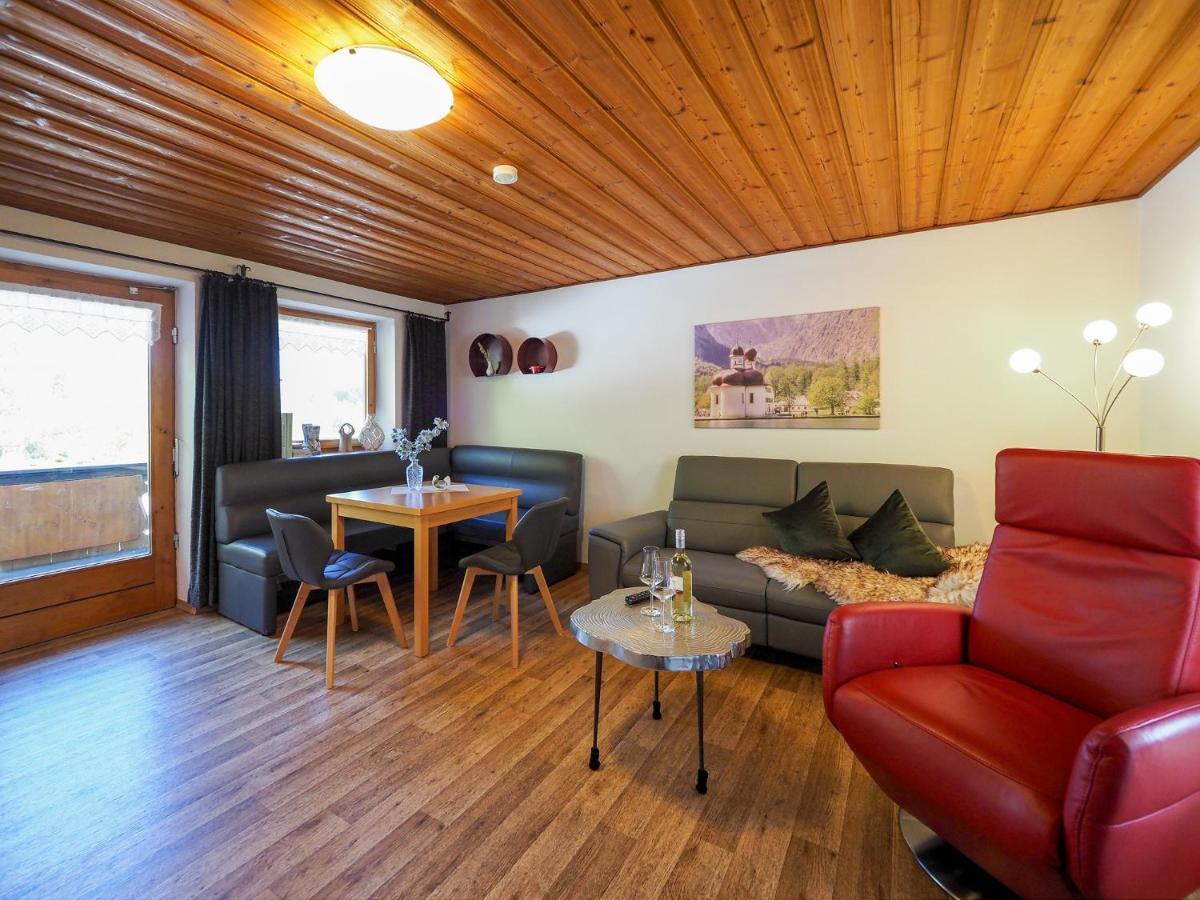 Alpenferienwohnungen Wiesenlehen Apartment *